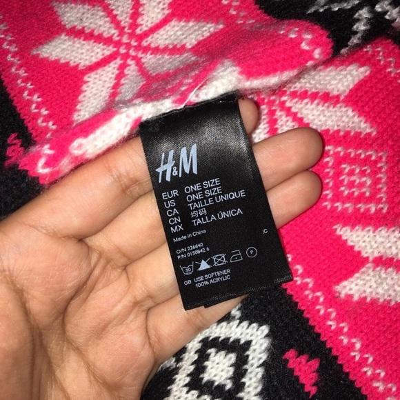 Snowflake scarf - Picture 2 of 2